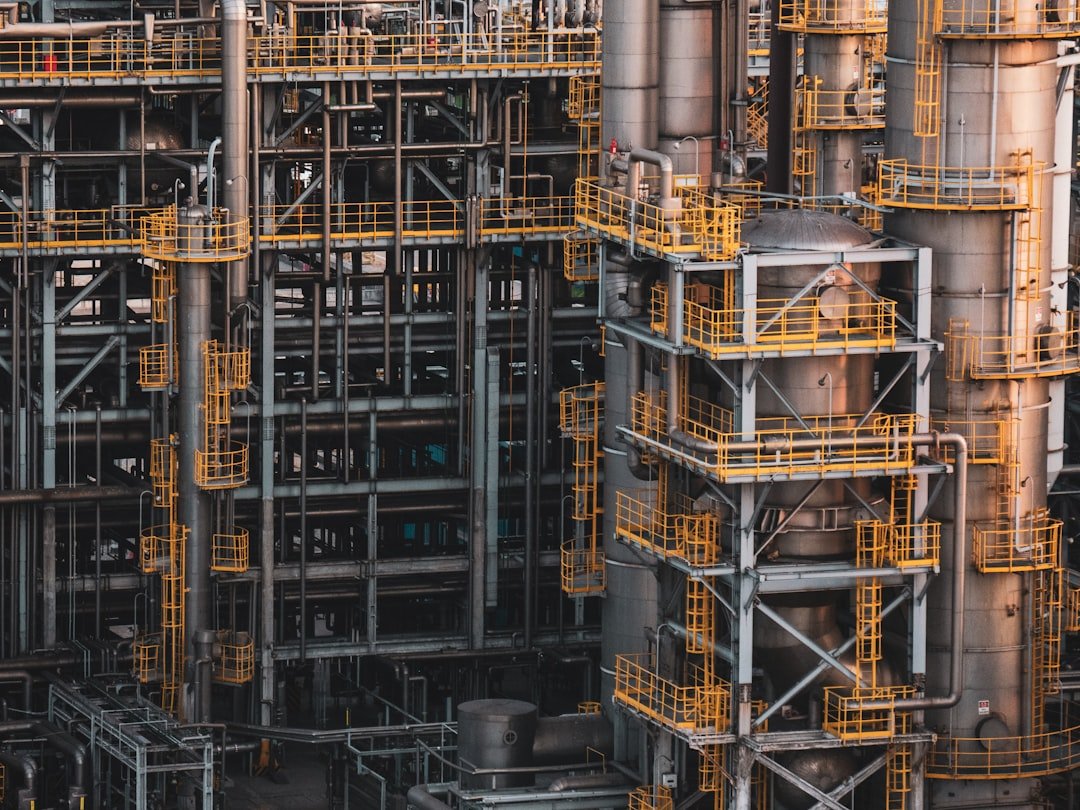 Industry Reaction and Expert Warnings  