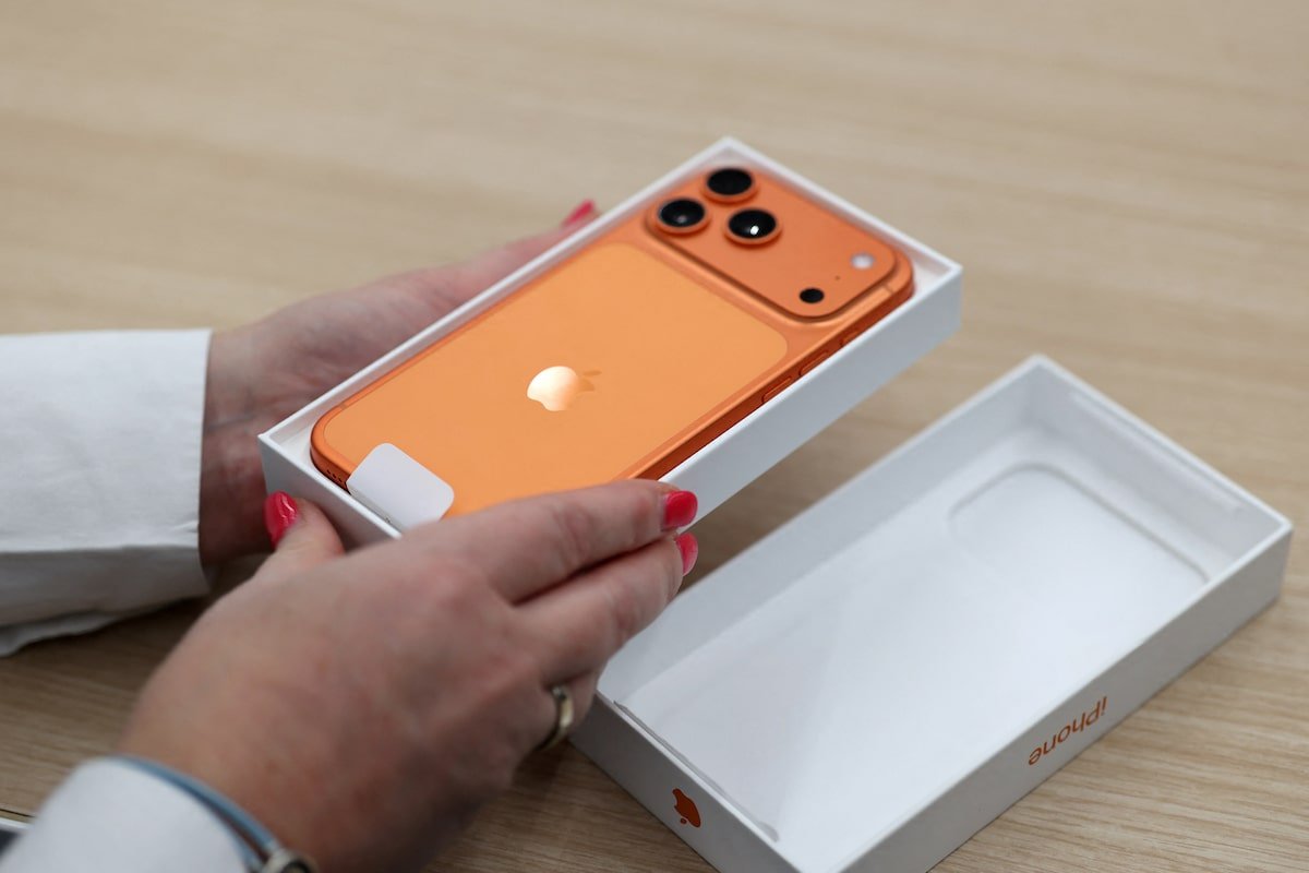 The Foldable iPhone Prospect
