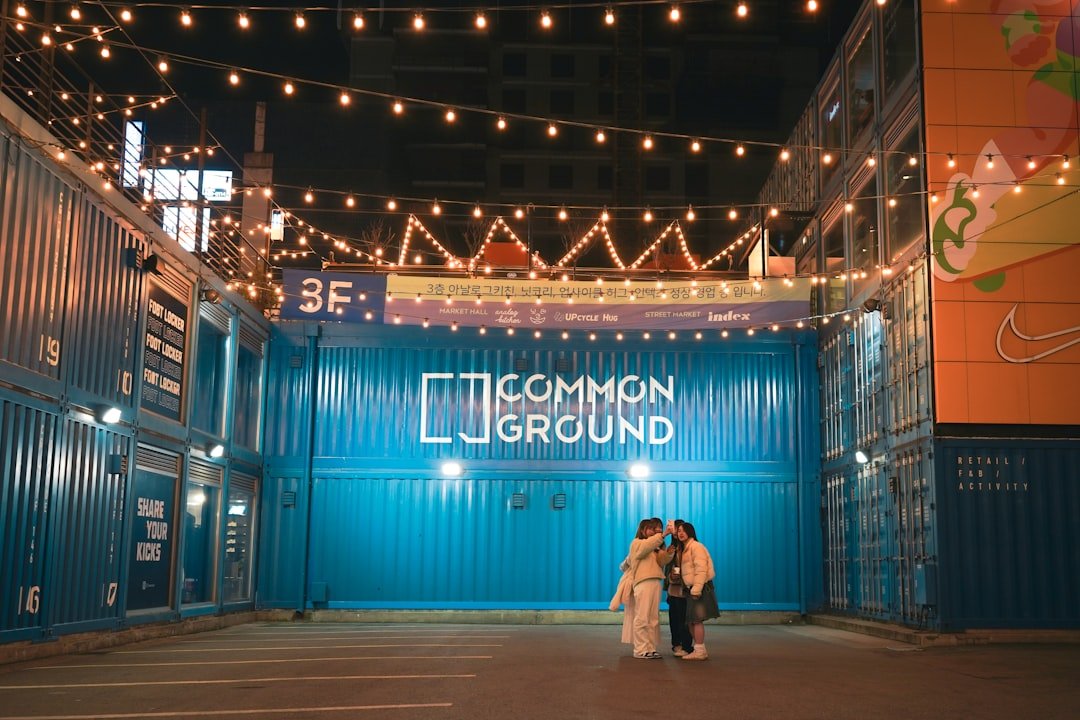 Finding Common Ground Across the Aisle  