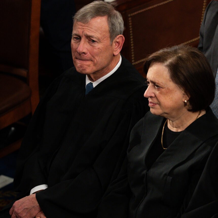 01dc-scotus-roberts-mlkc-mediumSquareAt3X