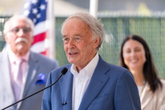 01pol-massachusetts-senate-hfo-markey-zbqm-mediumSquareAt3X