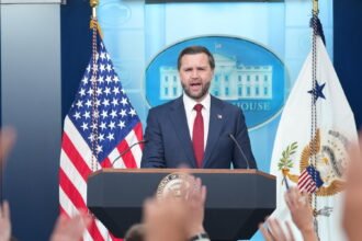 03trump-news-header245p-jctw-mediumSquareAt3X