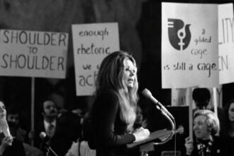 03xp-steinem-reax-pgkc-mediumSquareAt3X