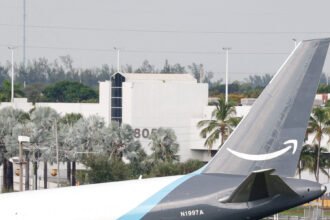 07nat-wwk-miami-crash1-wgqk-mediumSquareAt3X