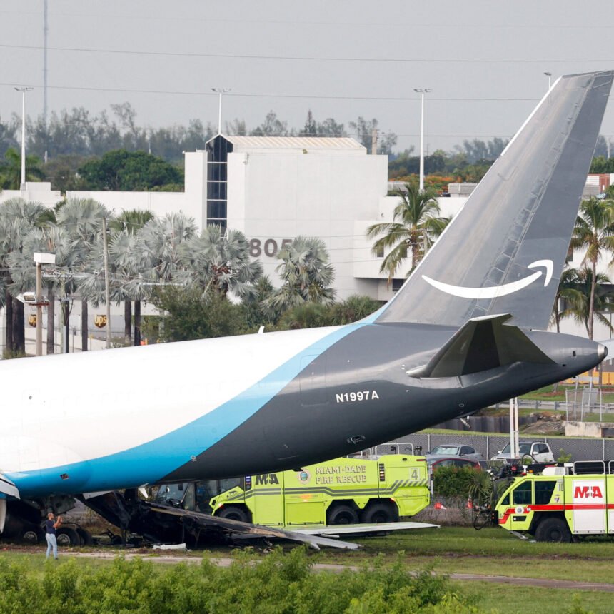 07nat-wwk-miami-crash1-wgqk-mediumSquareAt3X