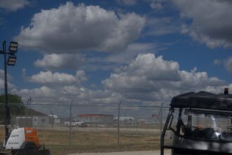 08nat-texas-datacenters-gop-1-bzwq-mediumSquareAt3X