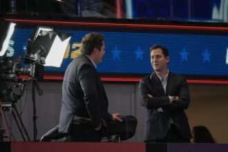 09MIDTERMS-POL-RNC-NFL-chbf-mediumSquareAt3X-v3