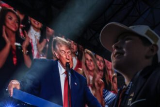 11critics-notebook-RNC-trump-mediumSquareAt3X