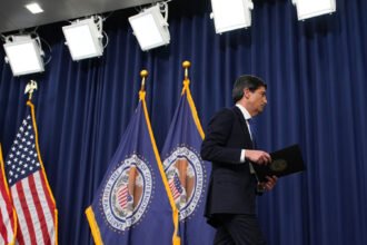 17DC-FED-qglm-mediumSquareAt3X