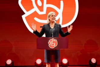 17int-sweden-election-01-hkbg-mediumSquareAt3X