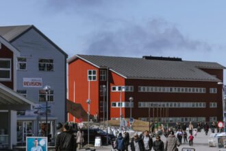 19int-greenland-trump-wtk-wjqt-mediumSquareAt3X