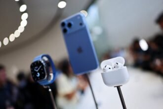 2026-09-09T191352Z_2018668911_RC2VFNA6WW40_RTRMADP_3_APPLE-EVENT