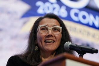 24pol-peltola-reax-wfbz-mediumSquareAt3X