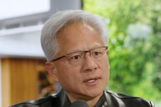 25hardfork-ezra-jensen-huang-mediumSquareAt3X