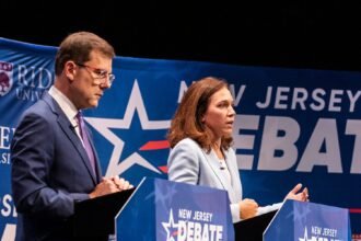 27met-kean-debate-jfbq-mediumSquareAt3X