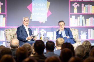 Robert-Peston-and-Simon-Walters-5BCredit-Scarlet-Page-and-Henley-Literary-Festival5D-282429