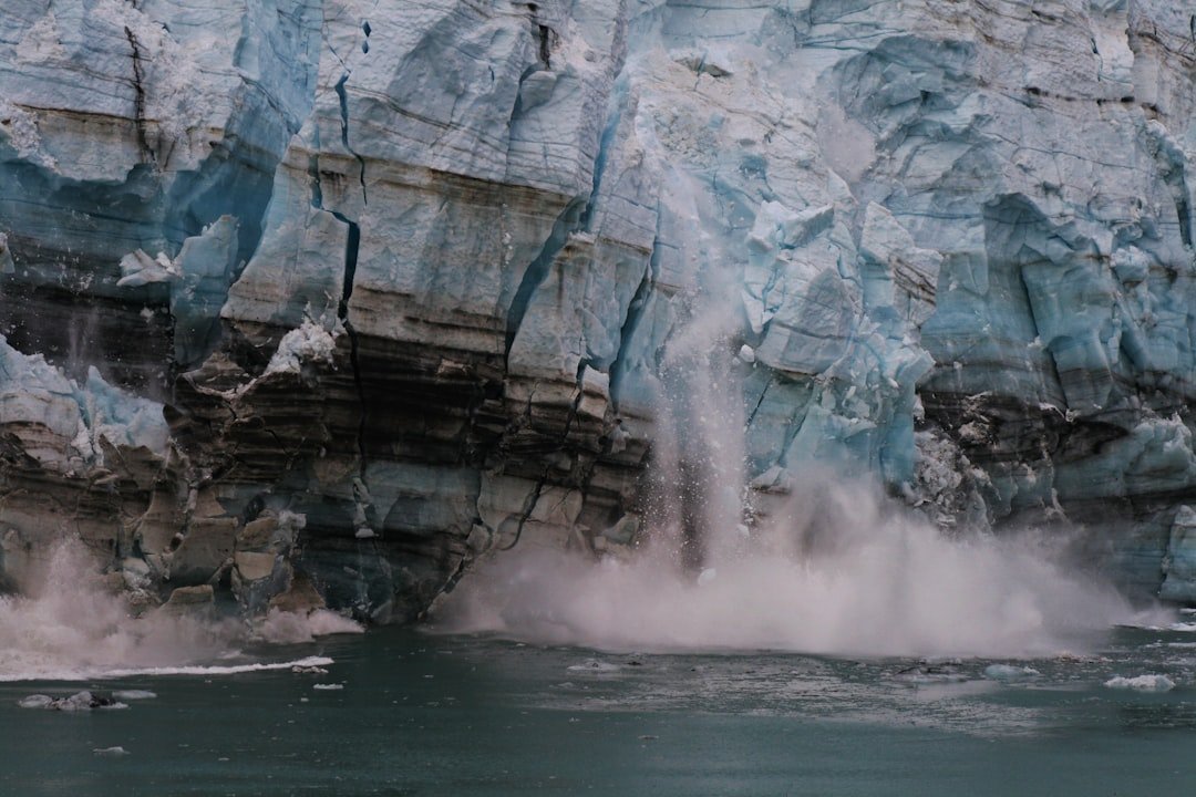 The science of glacial floods  