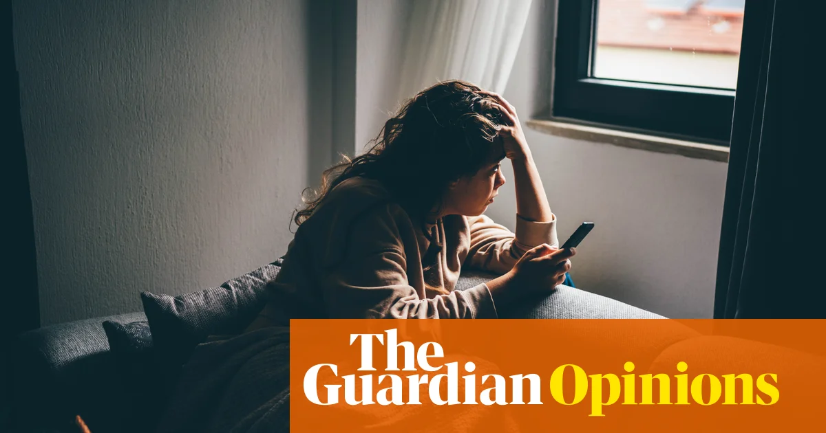 From Fantasy to Distress: When Fandom Hurts