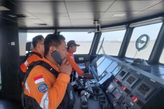 skynews-rescuers-indonesia_7350010