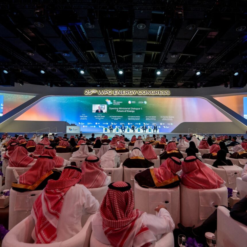 13BIZ-SAUDI-ENERGY-01-cjfg-mediumSquareAt3X
