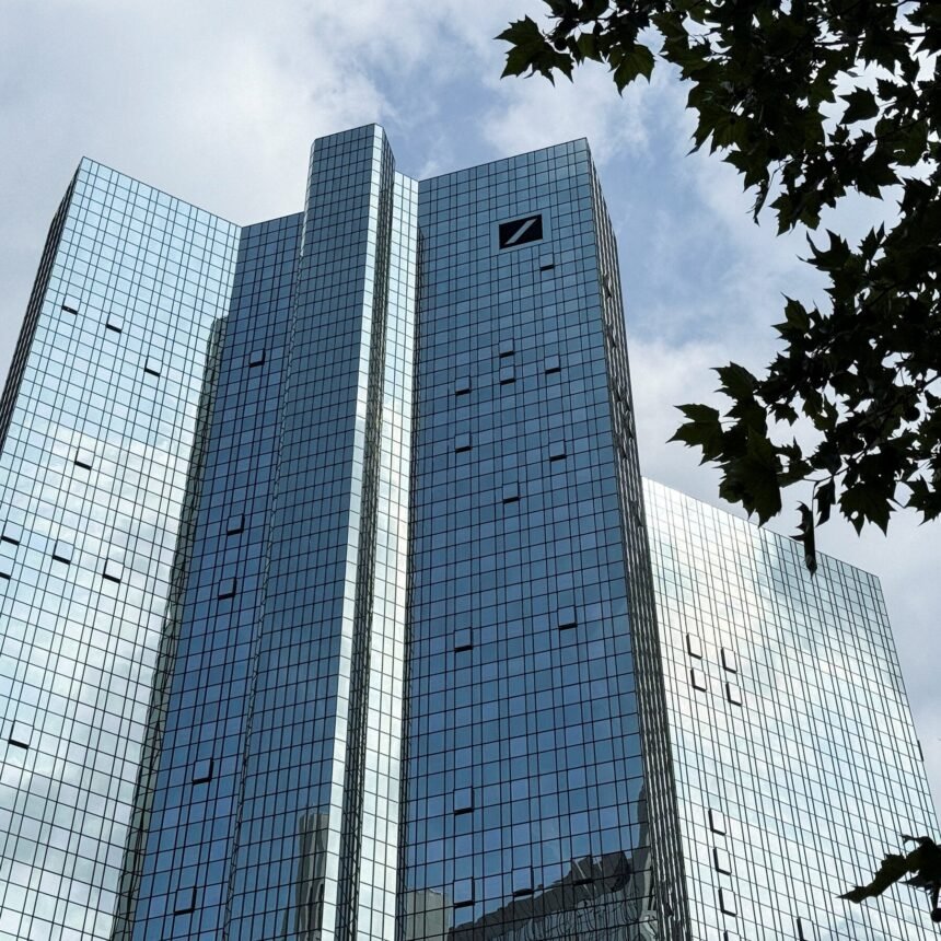 15biz-epstein-banks-cmgj-mediumSquareAt3X