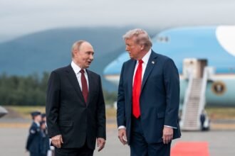 17DC-RUSSIA-SANX-qczf-mediumSquareAt3X