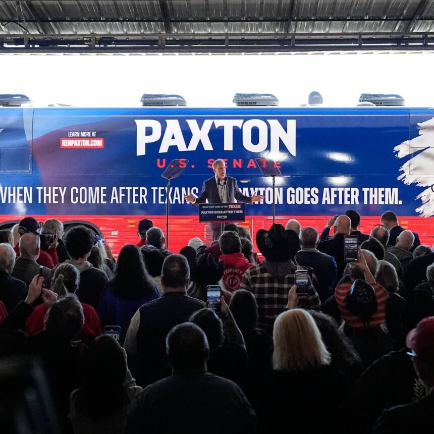 17nat-paxton-bus-topart-pgwz-mediumSquareAt3X