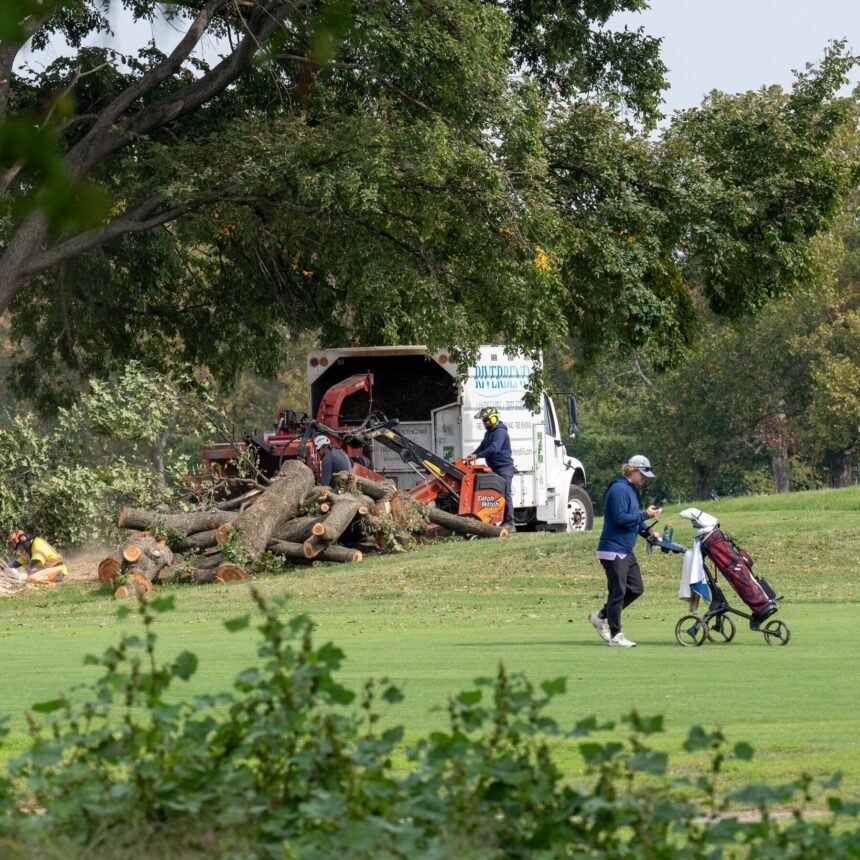 18dc-trump-golfcourse-wtvp-mediumSquareAt3X