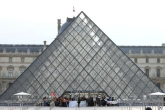 20Trav-France-Riots-01-mpgj-mediumSquareAt3X