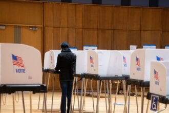 23pol-poll-elections-zjct-mediumSquareAt3X