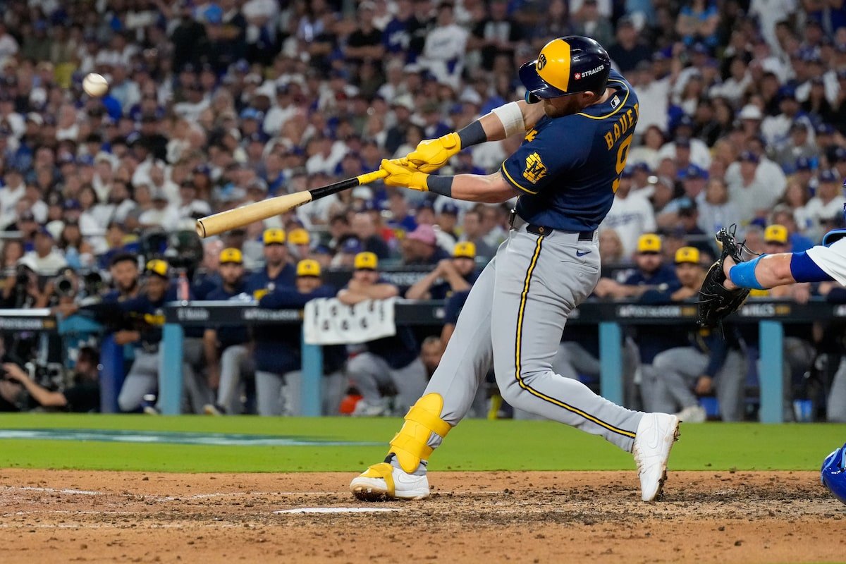 Snell Under Fire, Dodgers Struggle Through Seventh