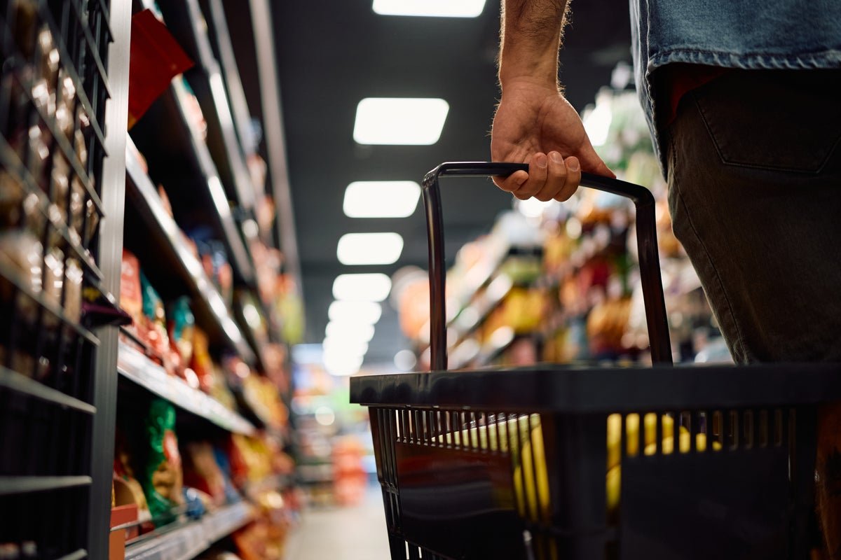 Conservative Strongholds in Premium Aisles