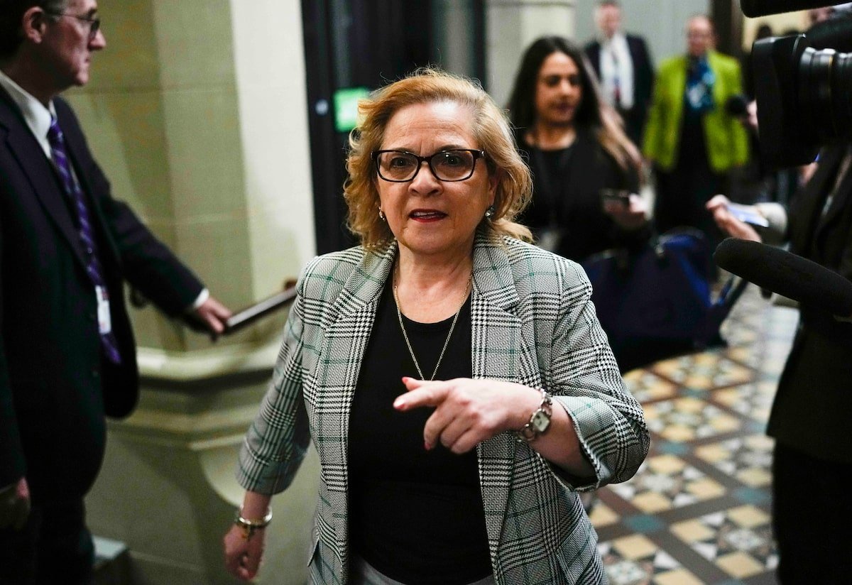 Political Calculations Keep Weak Links in Place