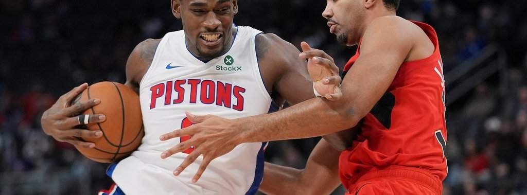 Raptors’ Bench Efforts Keep the Game Close  