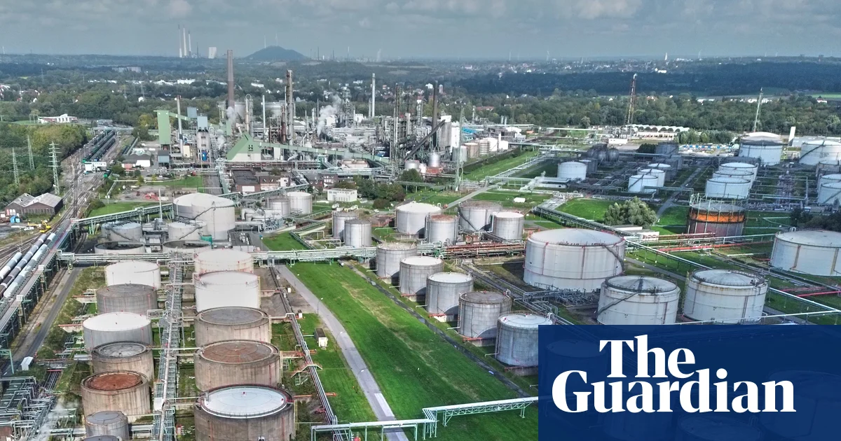 Refineries Turn Crisis Into Goldmine