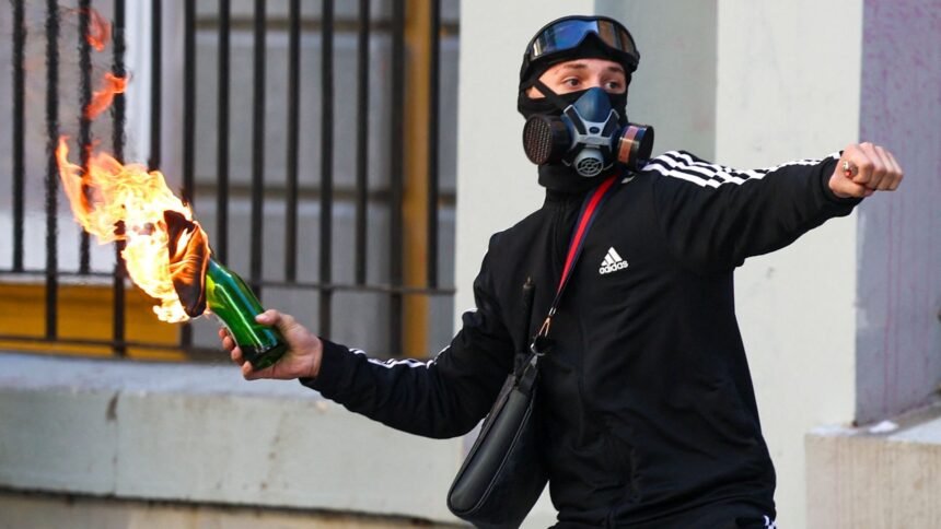 skynews-albania-protest_7379903
