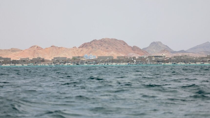 skynews-bab-el-mandeb-yemen_7373917