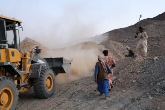 skynews-sudan-gold-mining-miners_7374427